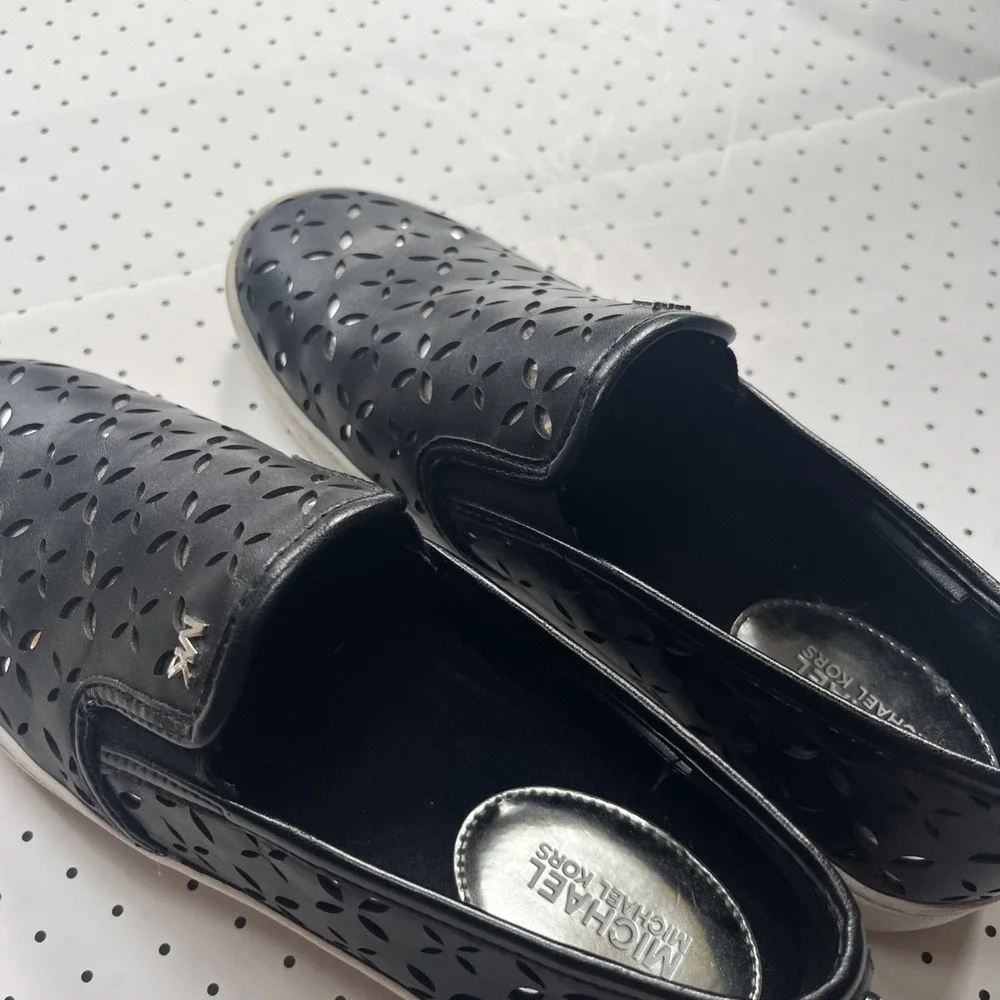 Michael Kors Slip On Sneakers Black Floral Cutout Platform Casual Shoes 8M